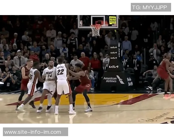 斯波赞小米切尔防守表现强烈侵略性契合球队战术需求