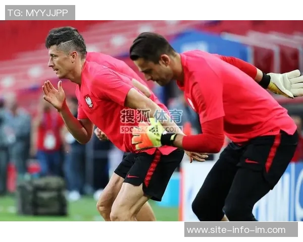 利桑德罗随队训练状态回暖预计十月底前重返赛场